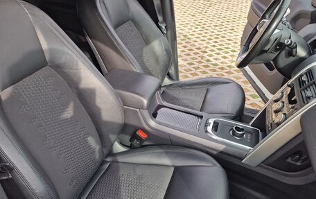 Land Rover Discovery Sport I рестайлинг, 2017 год, 2 300 000 рублей, 2 фотография