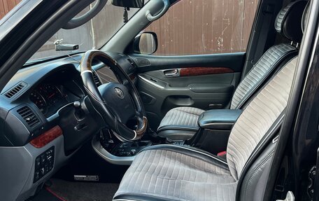 Toyota Land Cruiser Prado 120 рестайлинг, 2006 год, 1 600 000 рублей, 13 фотография