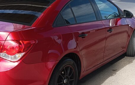Chevrolet Cruze II, 2011 год, 700 000 рублей, 9 фотография