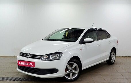 Volkswagen Polo VI (EU Market), 2014 год, 850 000 рублей, 2 фотография