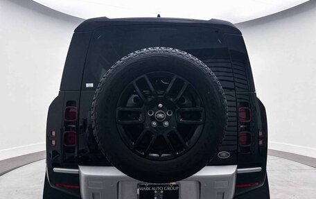 Land Rover Defender II, 2021 год, 6 732 809 рублей, 8 фотография
