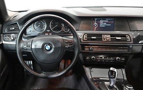 BMW 5 серия, 2011 год, 1 850 000 рублей, 15 фотография