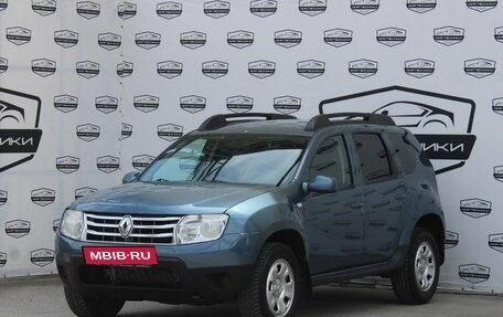 Renault Duster I рестайлинг, 2013 год, 960 000 рублей, 2 фотография