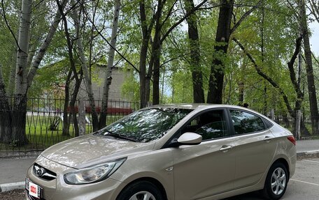 Hyundai Solaris II рестайлинг, 2013 год, 930 000 рублей, 3 фотография