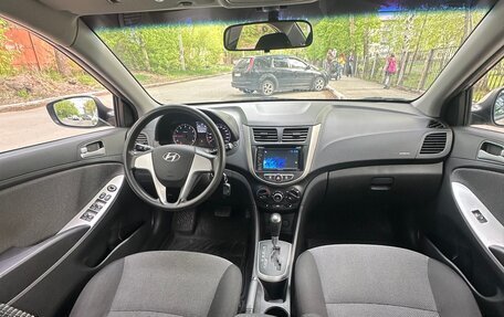 Hyundai Solaris II рестайлинг, 2013 год, 930 000 рублей, 9 фотография