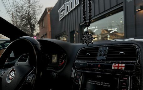 Volkswagen Polo VI (EU Market), 2016 год, 1 200 000 рублей, 4 фотография