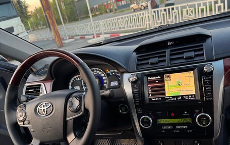 Toyota Camry, 2012 год, 1 850 000 рублей, 10 фотография
