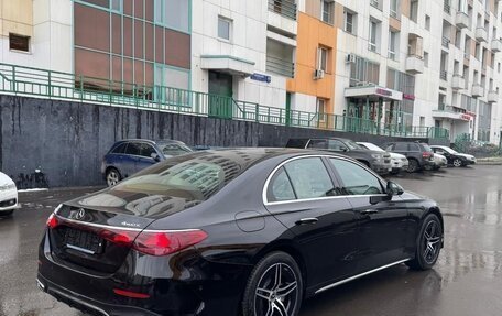 Mercedes-Benz E-Класс, 2024 год, 10 300 000 рублей, 3 фотография