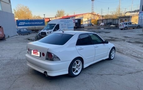 Toyota Altezza, 2001 год, 600 000 рублей, 3 фотография