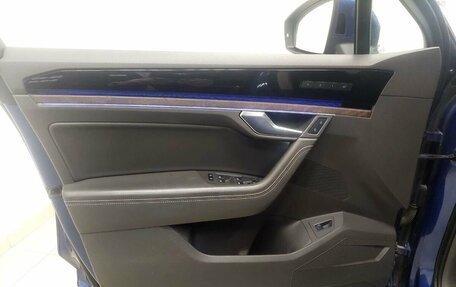 Volkswagen Touareg III, 2018 год, 4 699 000 рублей, 9 фотография
