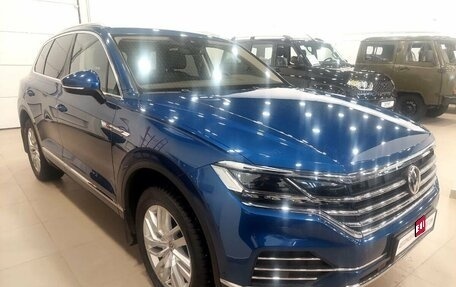 Volkswagen Touareg III, 2018 год, 4 699 000 рублей, 3 фотография