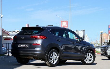 Hyundai Tucson III, 2019 год, 2 600 000 рублей, 5 фотография