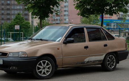 Daewoo Nexia I рестайлинг, 2001 год, 145 000 рублей, 2 фотография