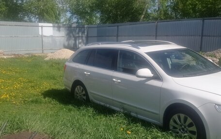 Skoda Superb III рестайлинг, 2013 год, 800 000 рублей, 6 фотография