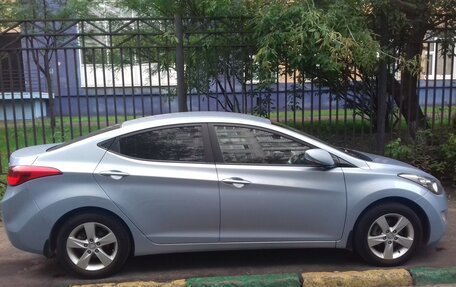 Hyundai Elantra V, 2012 год, 1 290 000 рублей, 2 фотография