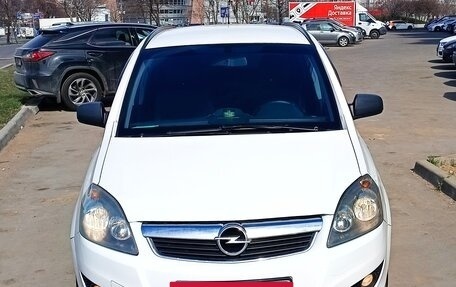 Opel Zafira B, 2011 год, 720 000 рублей, 5 фотография
