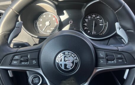 Alfa Romeo Stelvio, 2018 год, 2 850 000 рублей, 7 фотография