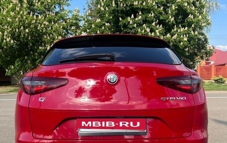 Alfa Romeo Stelvio, 2018 год, 2 850 000 рублей, 6 фотография