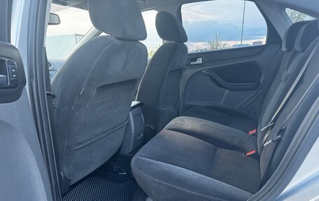 Ford Focus II рестайлинг, 2007 год, 560 000 рублей, 23 фотография