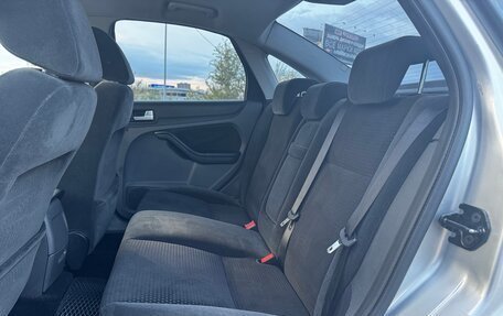 Ford Focus II рестайлинг, 2007 год, 560 000 рублей, 24 фотография