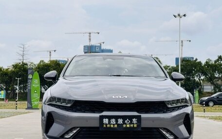KIA K5, 2022 год, 1 530 000 рублей, 2 фотография