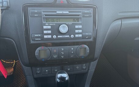 Ford Focus II рестайлинг, 2007 год, 560 000 рублей, 32 фотография