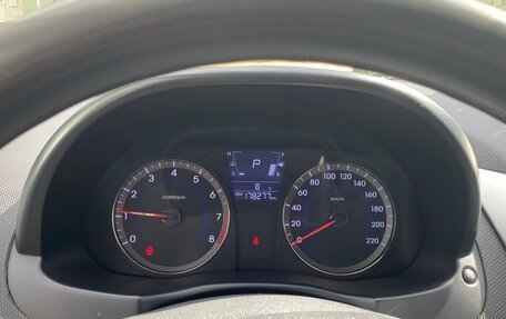 Hyundai Solaris II рестайлинг, 2013 год, 650 000 рублей, 2 фотография