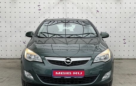 Opel Astra J, 2011 год, 895 000 рублей, 3 фотография