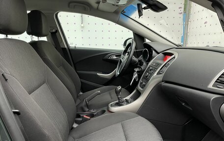 Opel Astra J, 2011 год, 895 000 рублей, 12 фотография