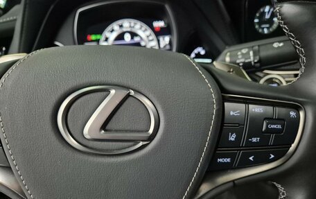 Lexus LS IV, 2021 год, 6 252 000 рублей, 5 фотография