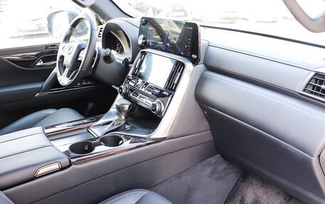 Lexus LX, 2024 год, 16 200 000 рублей, 13 фотография
