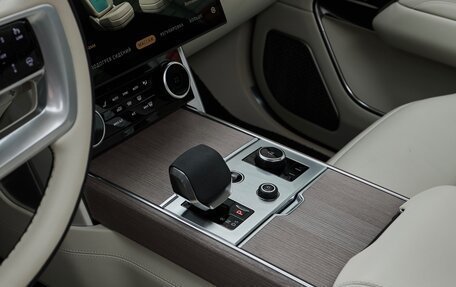 Land Rover Range Rover IV рестайлинг, 2023 год, 22 500 000 рублей, 9 фотография