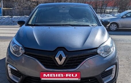 Renault Kaptur I рестайлинг, 2017 год, 1 400 000 рублей, 3 фотография