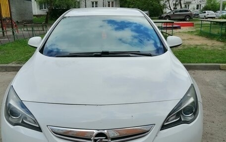 Opel Astra J, 2013 год, 790 000 рублей, 3 фотография