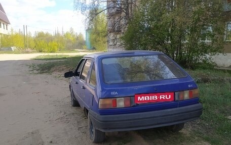 ИЖ 2126 «Ода», 2002 год, 35 000 рублей, 2 фотография