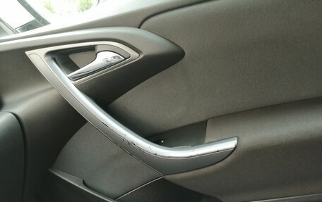 Opel Astra J, 2013 год, 790 000 рублей, 17 фотография