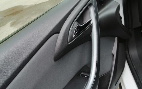Opel Astra J, 2013 год, 790 000 рублей, 16 фотография