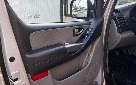Hyundai Grand Starex Grand Starex I рестайлинг 2, 2008 год, 730 000 рублей, 7 фотография