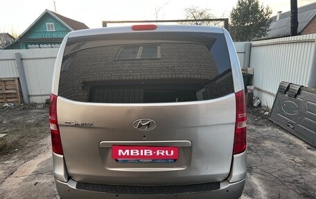 Hyundai Grand Starex Grand Starex I рестайлинг 2, 2008 год, 730 000 рублей, 4 фотография