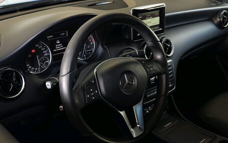Mercedes-Benz A-Класс, 2015 год, 1 249 000 рублей, 25 фотография