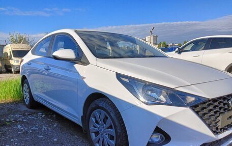 Hyundai Solaris II рестайлинг, 2021 год, 1 440 000 рублей, 5 фотография