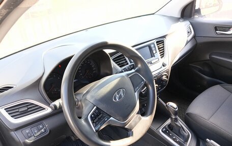 Hyundai Solaris II рестайлинг, 2021 год, 1 440 000 рублей, 9 фотография