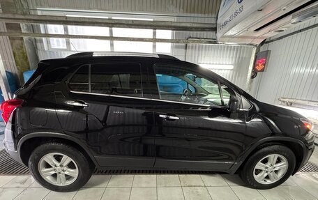 Chevrolet Trax, 2020 год, 1 100 000 рублей, 3 фотография