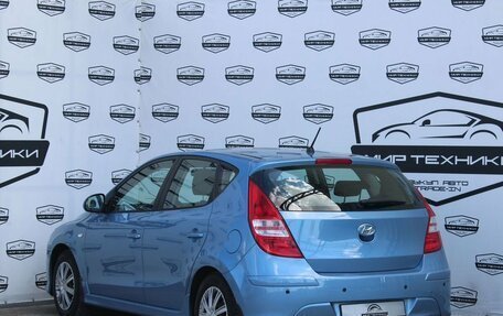 Hyundai i30 I, 2011 год, 860 000 рублей, 7 фотография