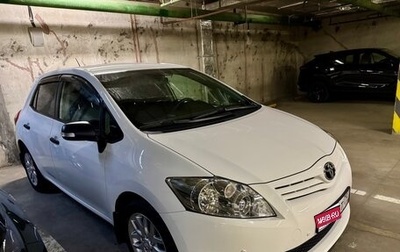Toyota Auris II, 2012 год, 1 530 000 рублей, 1 фотография