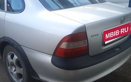 Opel Vectra B рестайлинг, 1998 год, 130 000 рублей, 6 фотография