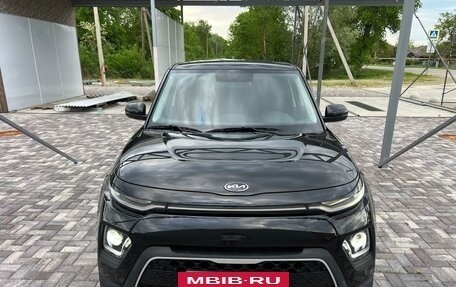 KIA Soul III, 2020 год, 1 950 000 рублей, 2 фотография