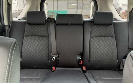 Toyota Land Cruiser Prado 150 рестайлинг 2, 2014 год, 3 585 000 рублей, 12 фотография