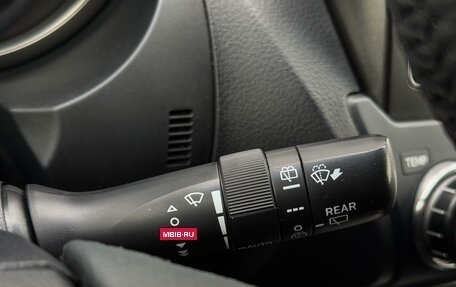 Toyota Land Cruiser Prado 150 рестайлинг 2, 2014 год, 3 585 000 рублей, 21 фотография