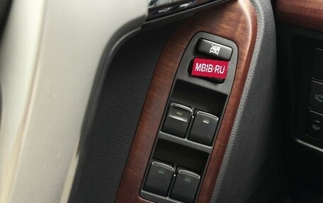 Toyota Land Cruiser Prado 150 рестайлинг 2, 2014 год, 3 585 000 рублей, 16 фотография